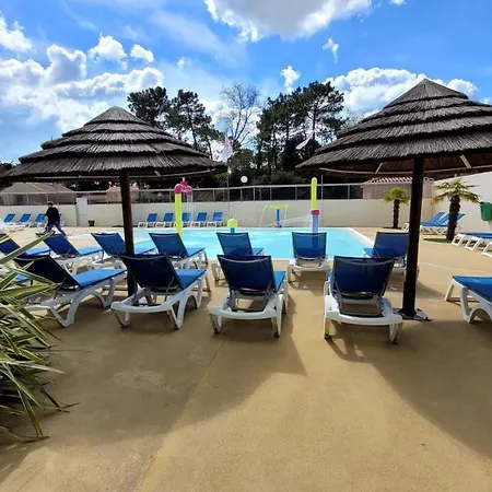 Belles Vacances En Bord De Mer Dans Camping 4 Etoiles Holiday home *