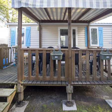 Holiday home Belles Vacances En Bord De Mer Dans Camping 4 Etoiles Saint-Jean-de-Monts