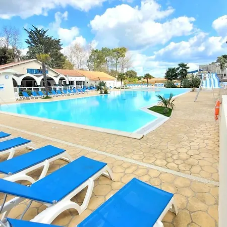 Belles Vacances En Bord De Mer Dans Camping 4 Etoiles Holiday home *